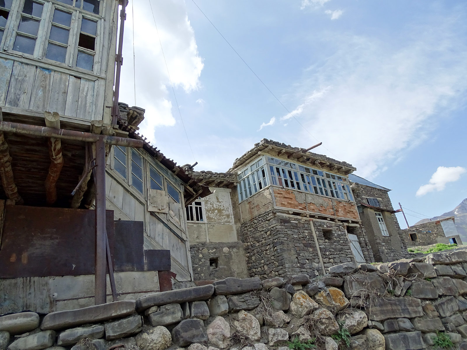 Xinaliq (Photo license: CC BY 2.0)